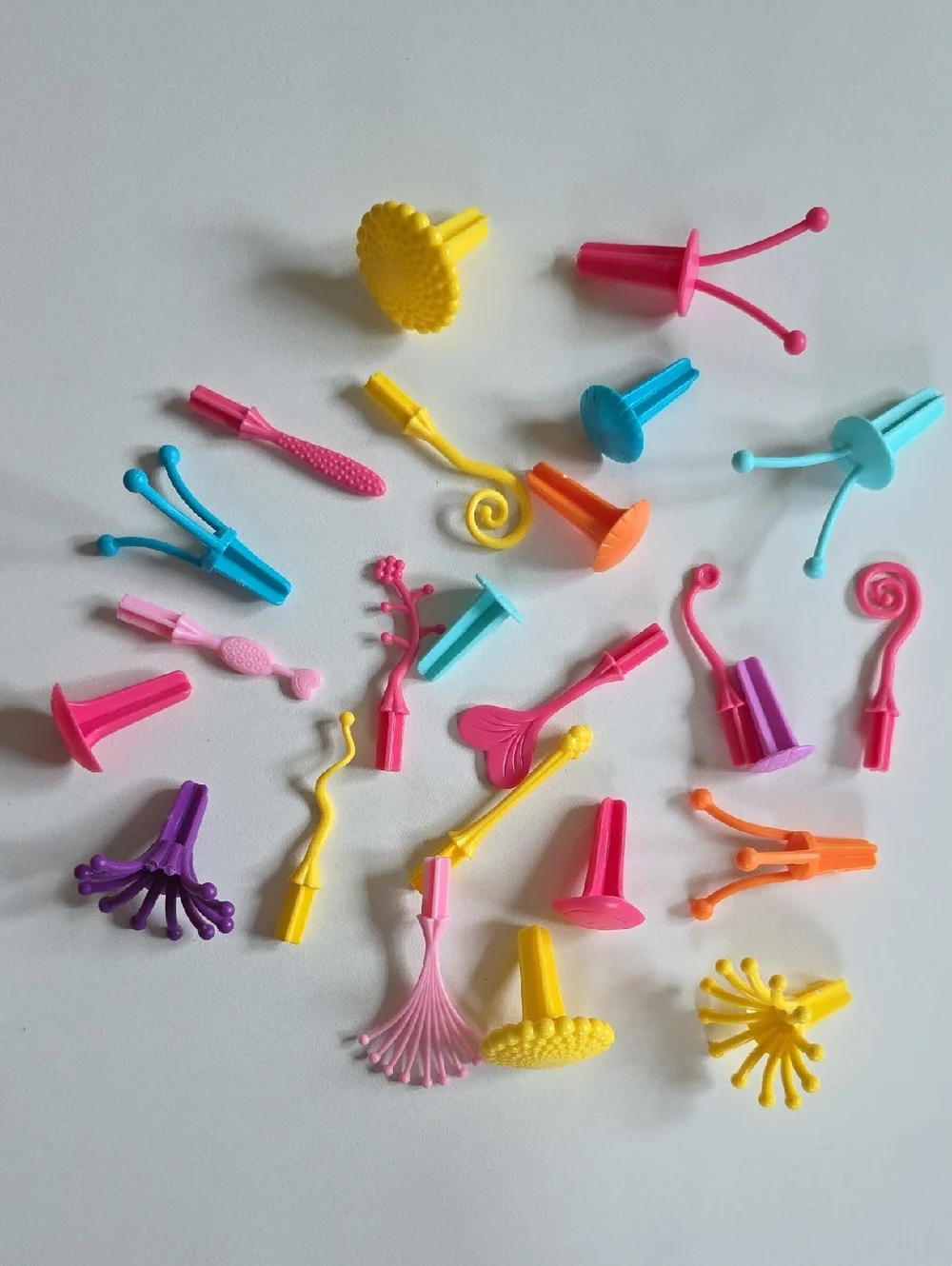 Colorful Interlocking Toy Flower Garden - Building Connectors